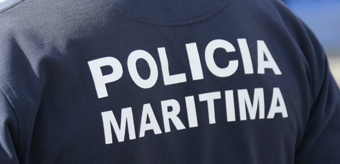 Polícia Marítima interrompe festa com dezenas de pessoas na Costa da Caparica