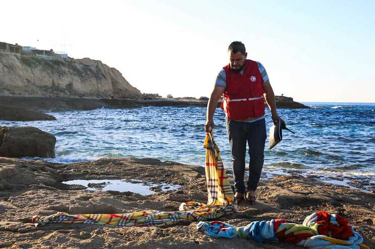 Corpos de crianças encontrados na costa do mar Mediterrâneo