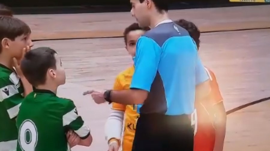 Duarte Gomes partilha incrível gesto de fair-play num jogo de futsal entre Sporting e Benfica