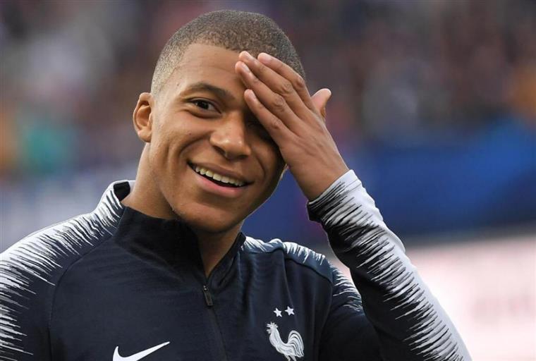 Covid-19. Kylian Mbappé realiza teste