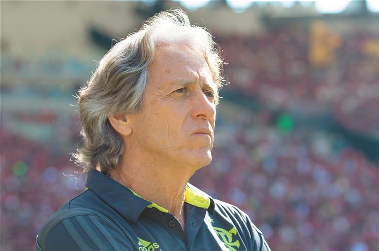 Covid-19. Jorge Jesus com teste “positivo fraco ou inconclusivo”