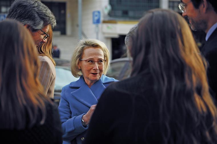 “Vamos alargar os testes aos lares e não só”, afirma Graça Freitas