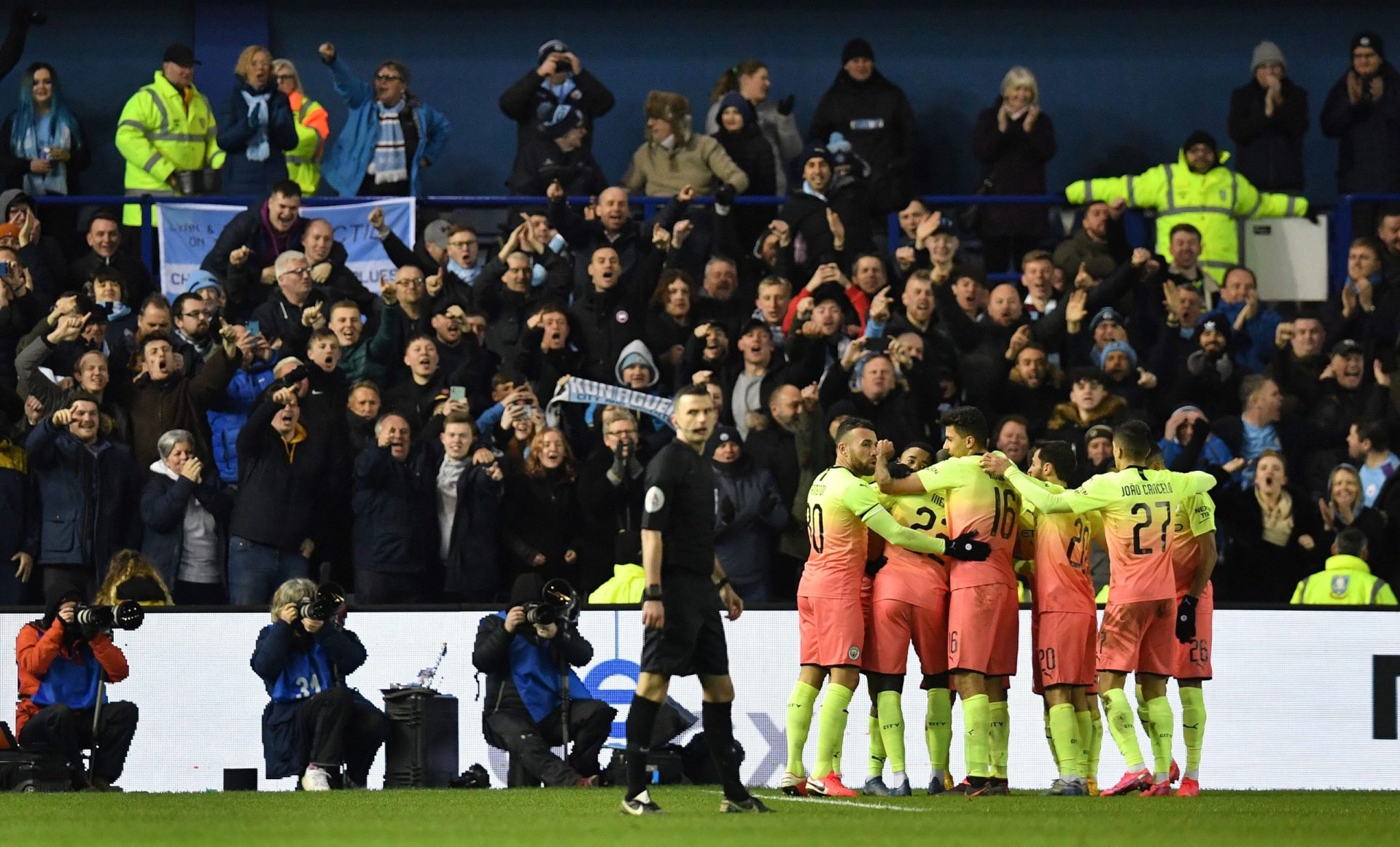 Taça de Inglaterra. Manchester City segue para os quartos-de-final