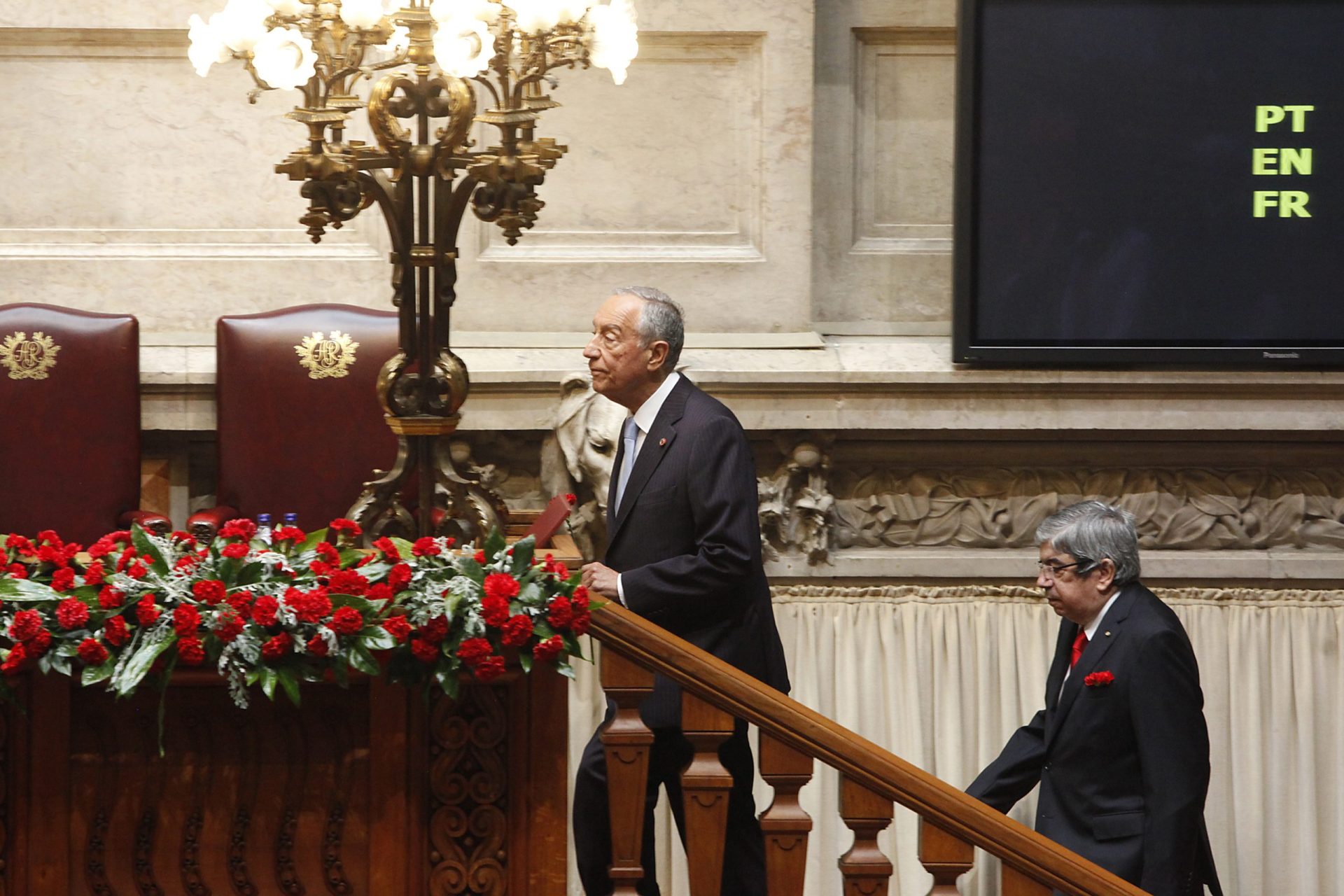 Presidente confirma presença no Parlamento nas celebrações do 25 de Abril com 130 pessoas