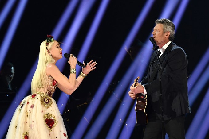 Gwen Stefani e Blake Shelton compram mansão por mais de 13 milhões