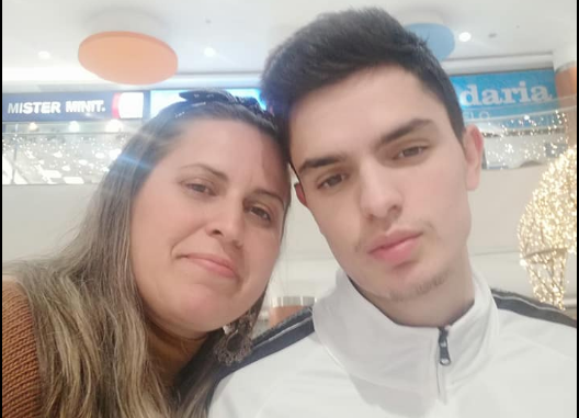 Mãe de jovem que desapareceu na praia da Barra partilha mensagem emocionante nas redes sociais