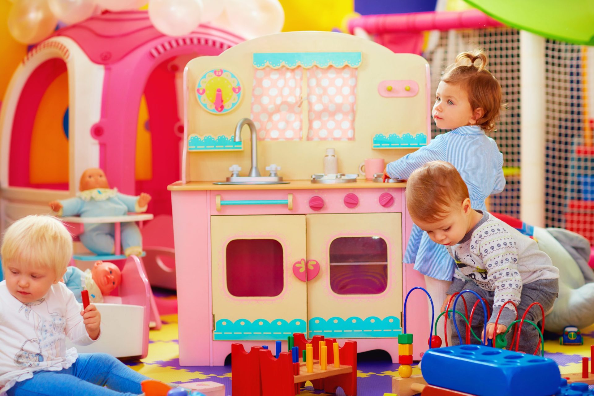 Educadores e psicólogos preocupados com a reabertura das creches