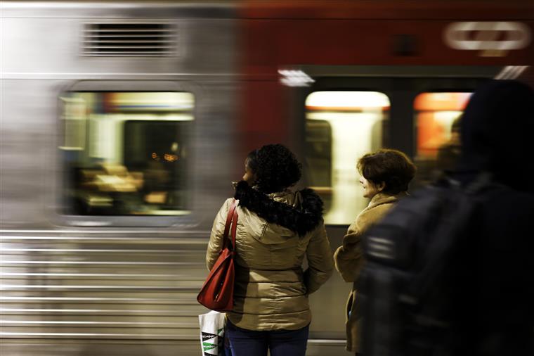 Com críticas à ferrovia nacional, ABC anuncia fim da ligação Lisboa-Madrid