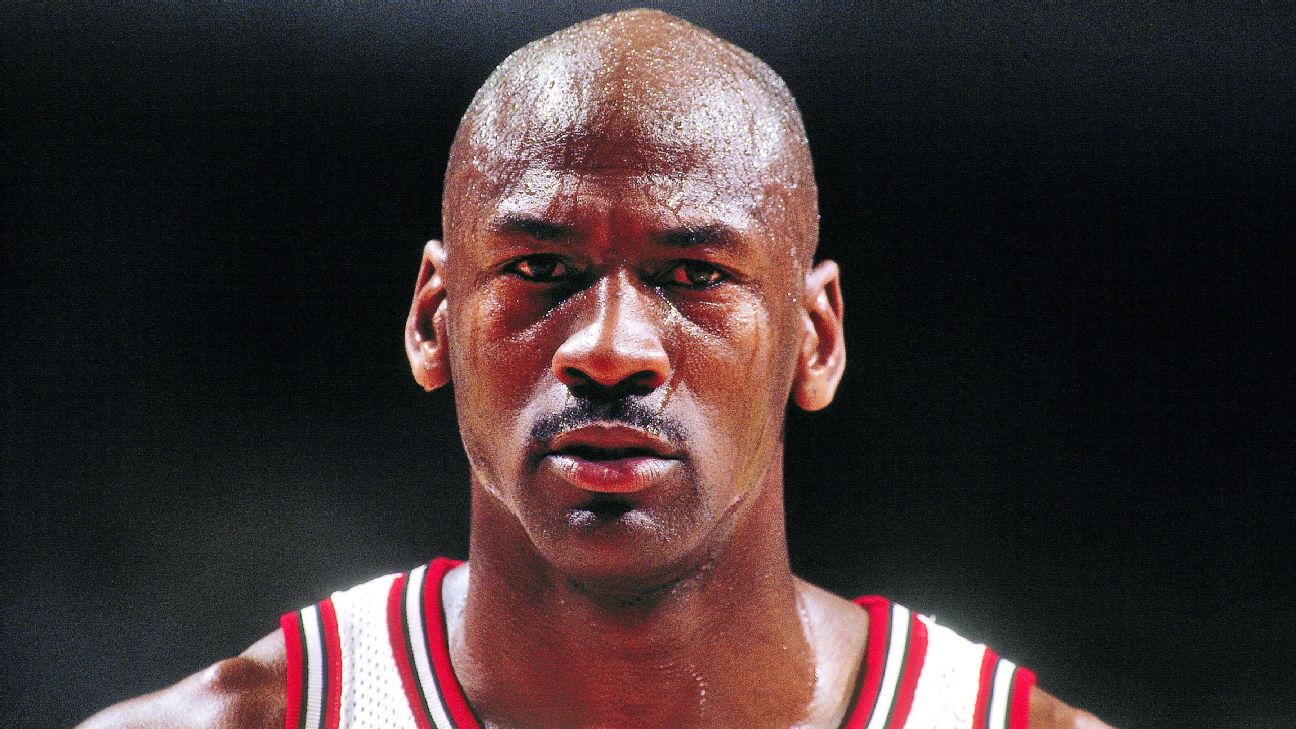 O que se passa com os olhos de Michael Jordan? A polémica está lançada