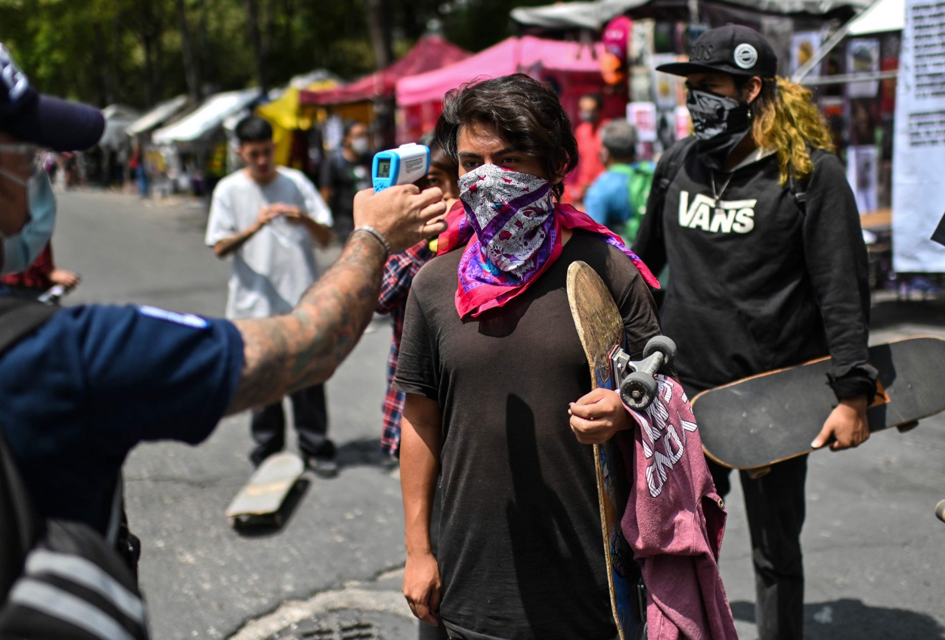 México passa Reino Unido e é agora o terceiro país do mundo com mais mortes por covid-19