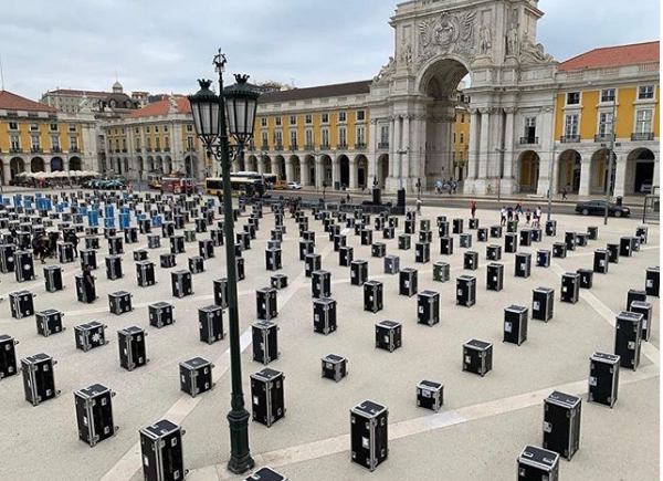 Associações de Eventos: Protestantes reúnem-se no Terreiro do Paço para exigir medidas governamentais