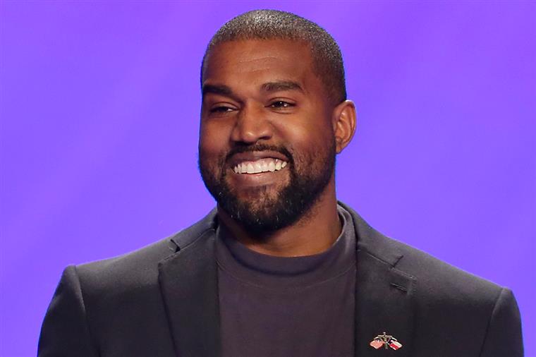 Kanye West diz que democratas querem destruir a sua candidatura à Presidência dos EUA