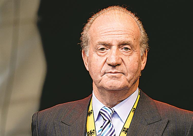 Juan Carlos está desde o dia 3 de agosto nos Emirados Árabes Unidos, revela Casa Real espanhola