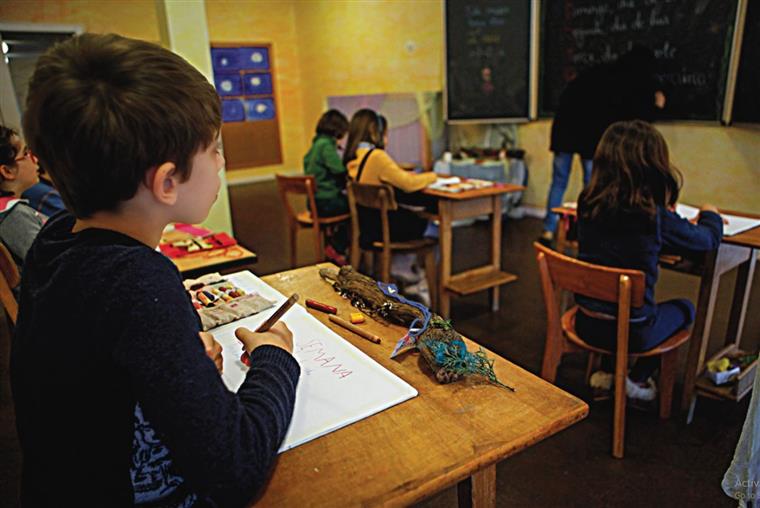 Vinte pessoas de escola de Espinho em quarentena depois de dois casos positivos no estabelecimento