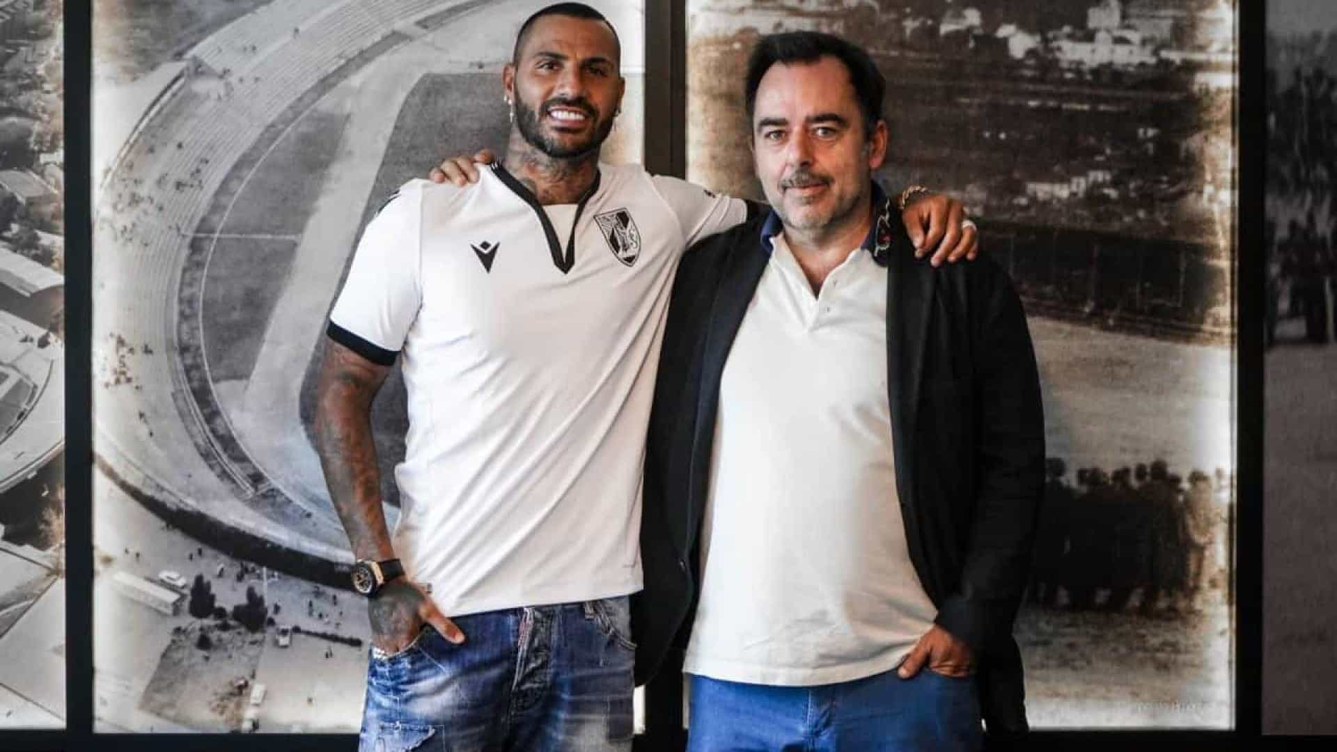 É oficial: Ricardo Quaresma é o novo reforço do Vitória de Guimarães