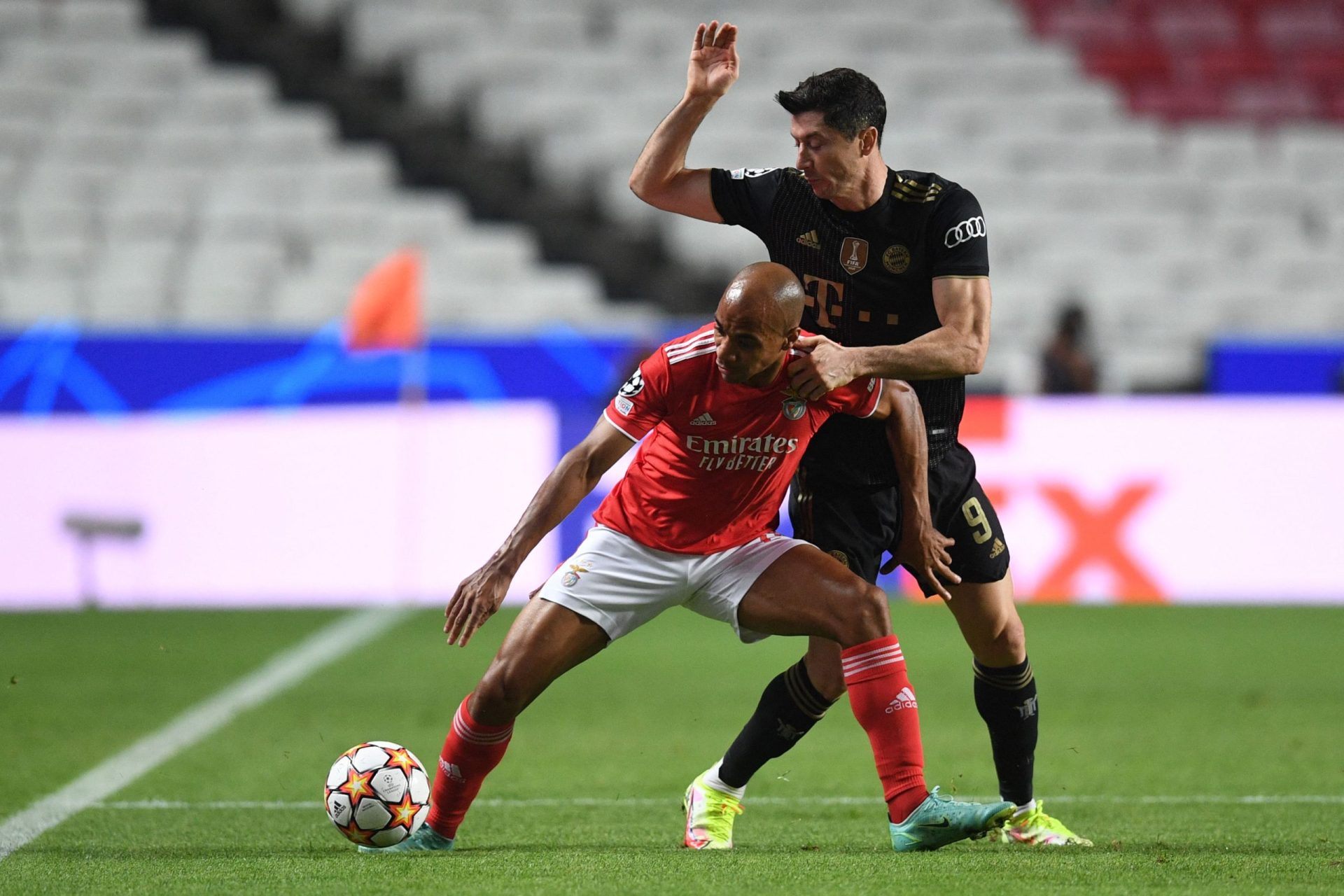 Benfica sofre goleada na Luz frente ao Bayern de Munique