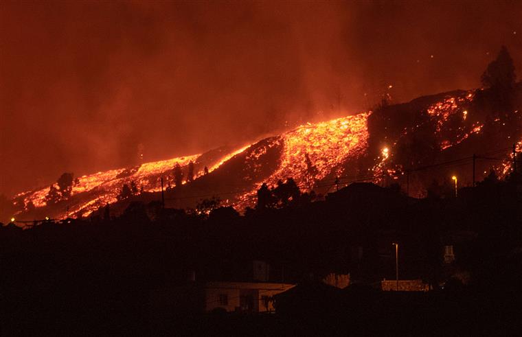 Meia centena de casas evacuadas em La Palma