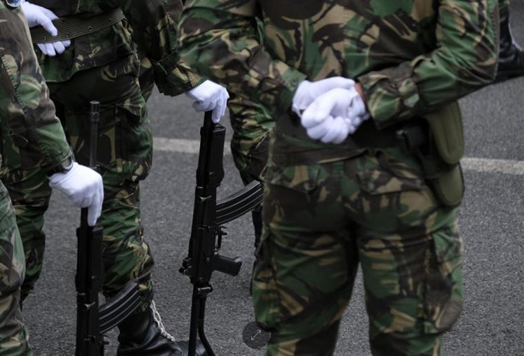Chefias militares querem medidas contra infiltração nas Forças Armadas