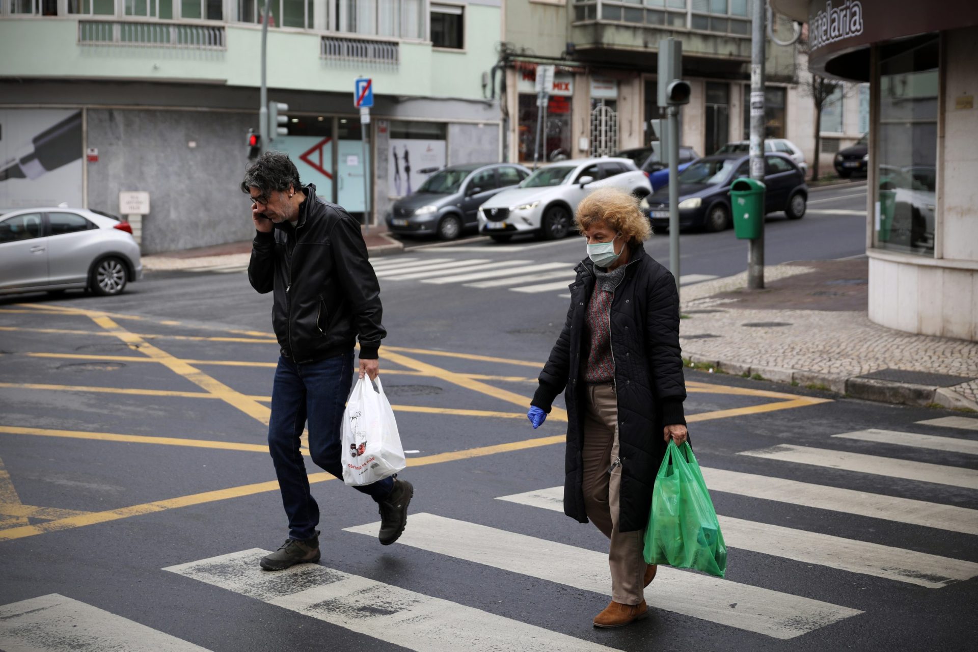 Covid-19. Número de mortos chega este domingo aos 15, valor pela última vez registado em agosto