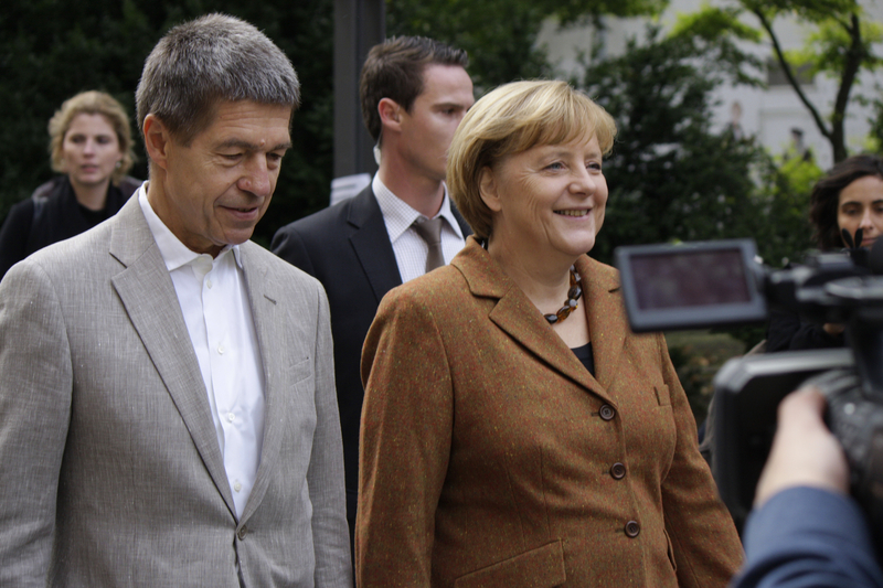 Marido de Merkel critica &#8220;preguiça&#8221; de alemães que não estão vacinados contra a covid-19