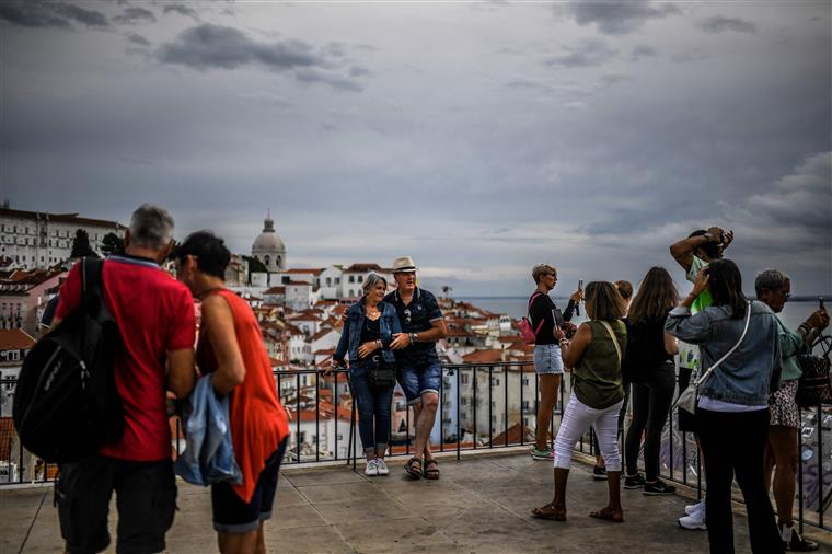 Portugal regista mais de três mil novos casos de covid-19 pelo quarto dia consecutivo