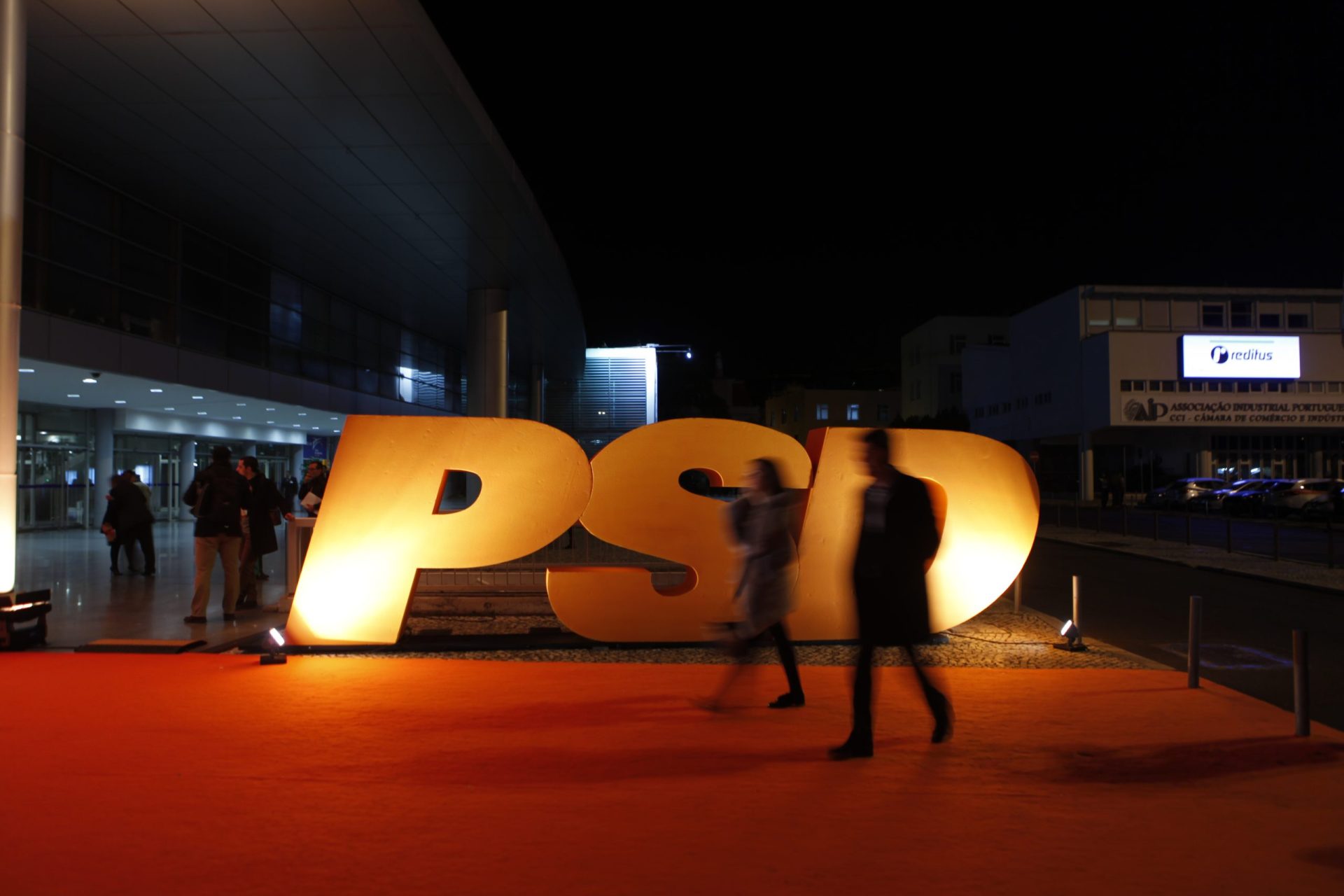 PSD. Miguel Albuquerque, José Manuel Bolieiro e Isabel Meirelles candidatos a vice-presidentes da Mesa do Congresso