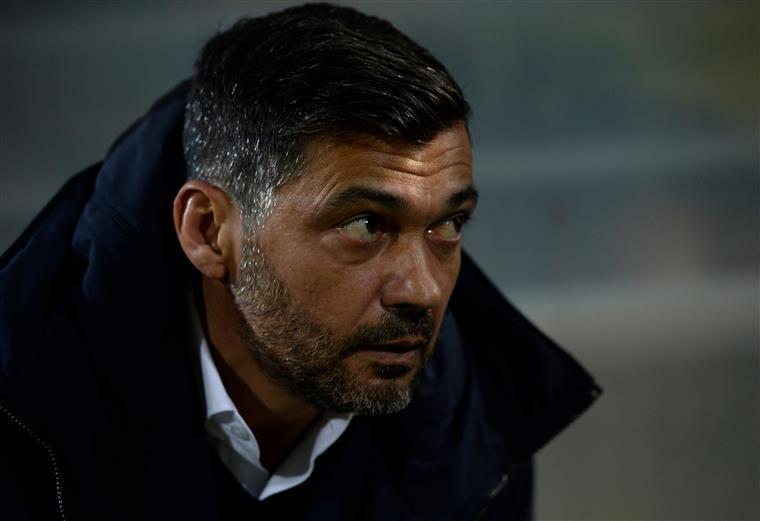 Sérgio Conceição suspenso por 15 dias