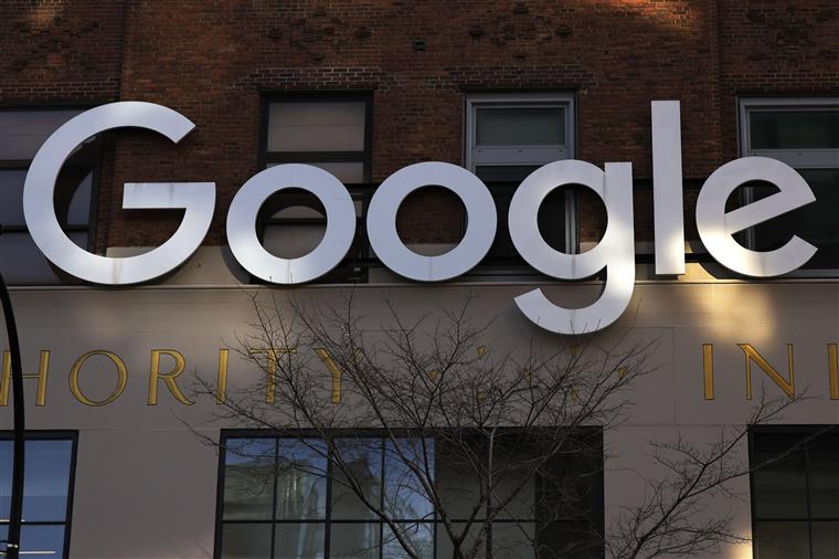 França aplica multa de 1,1 milhões de euros à Google por práticas comerciais enganosas