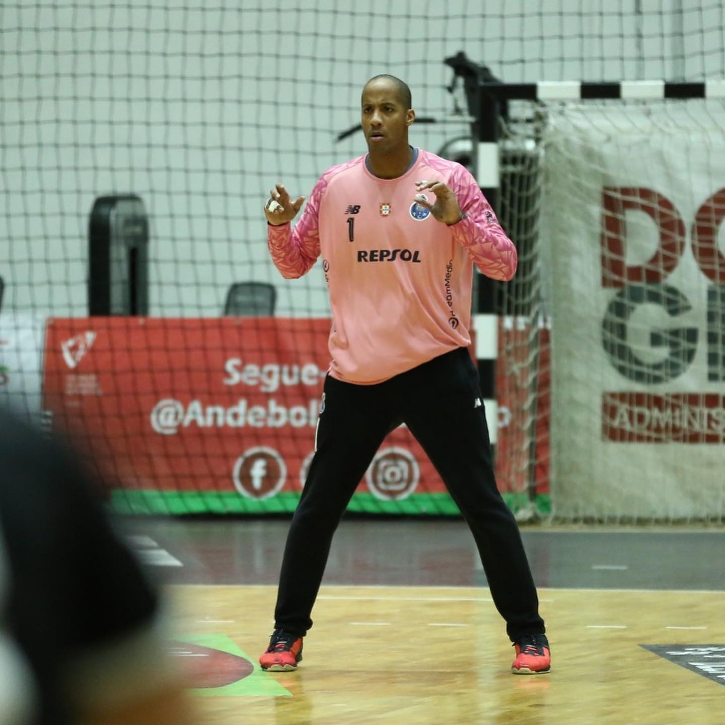 Morreu Alfredo Quintana, guarda-redes de andebol do FC Porto