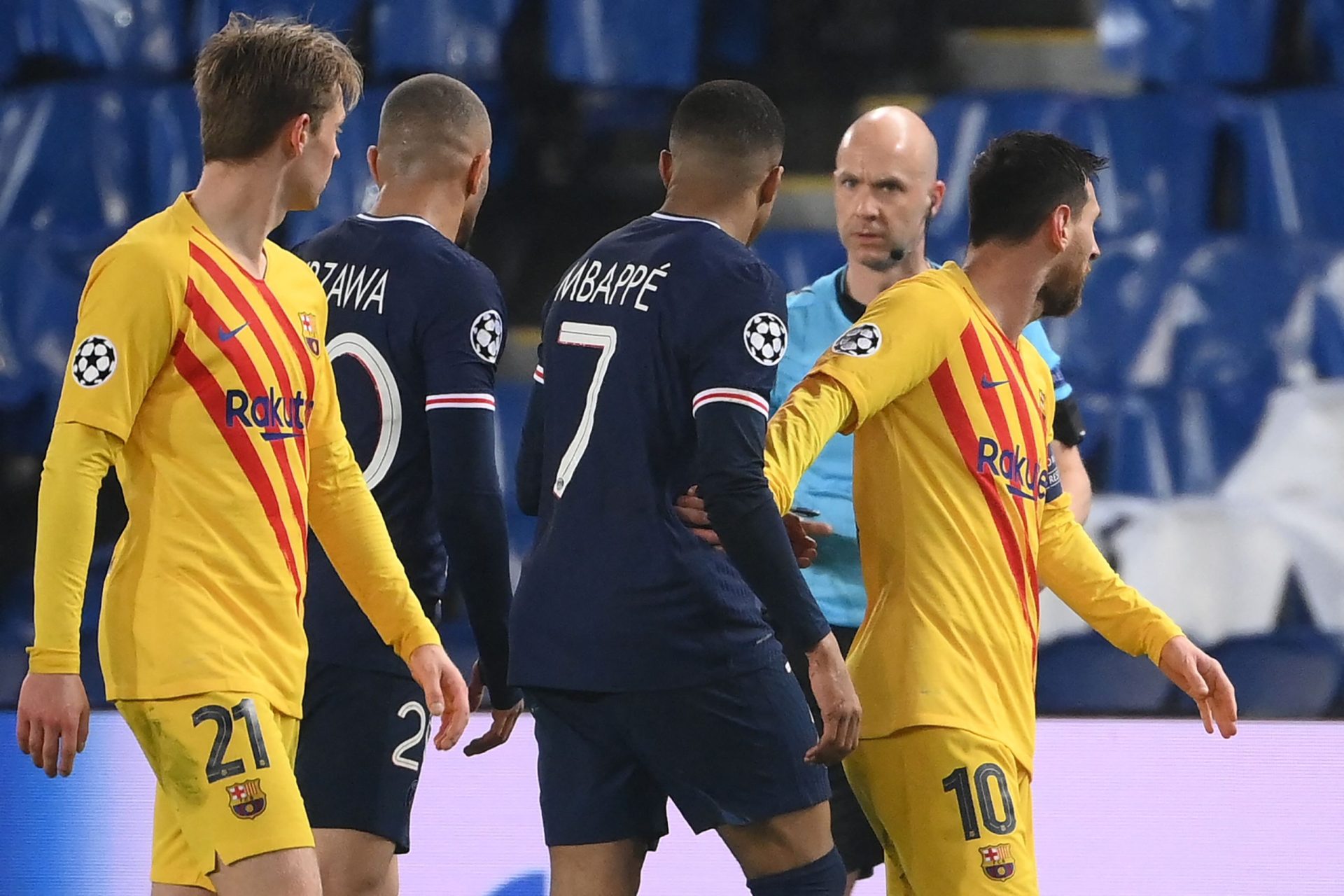 PSG e Liverpool seguem para os ‘quartos’ da Liga dos Campeões