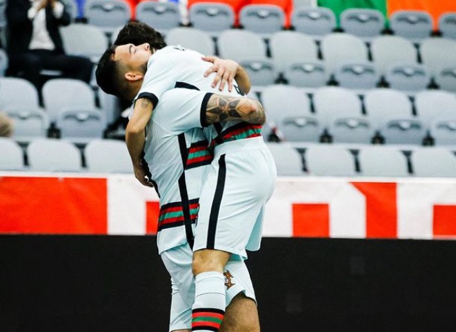 Portugal ganha Noruega por 7-1 e está na fase final do Europeu de futsal de 2022