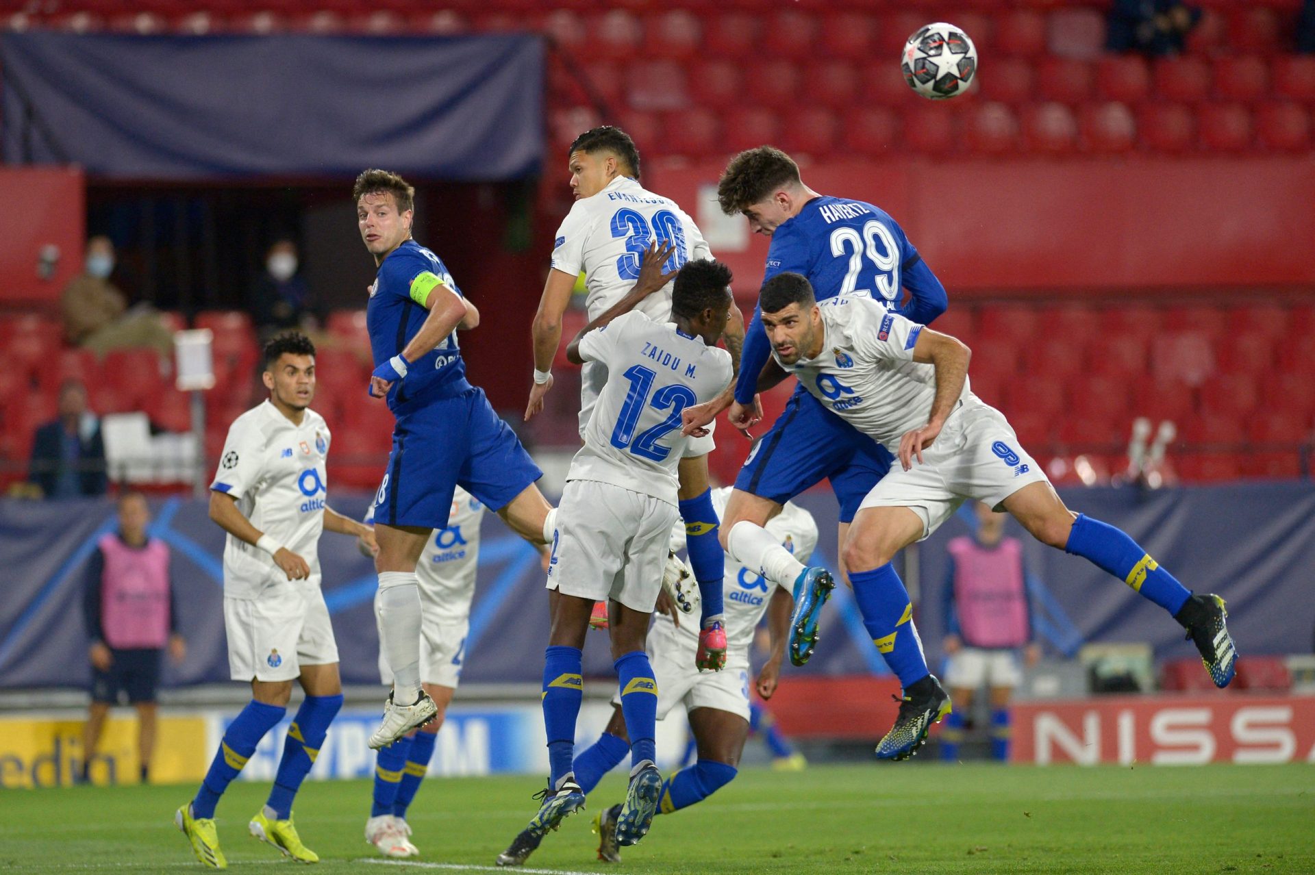 Porto vence Chelsea mas está fora da Liga dos Campeões