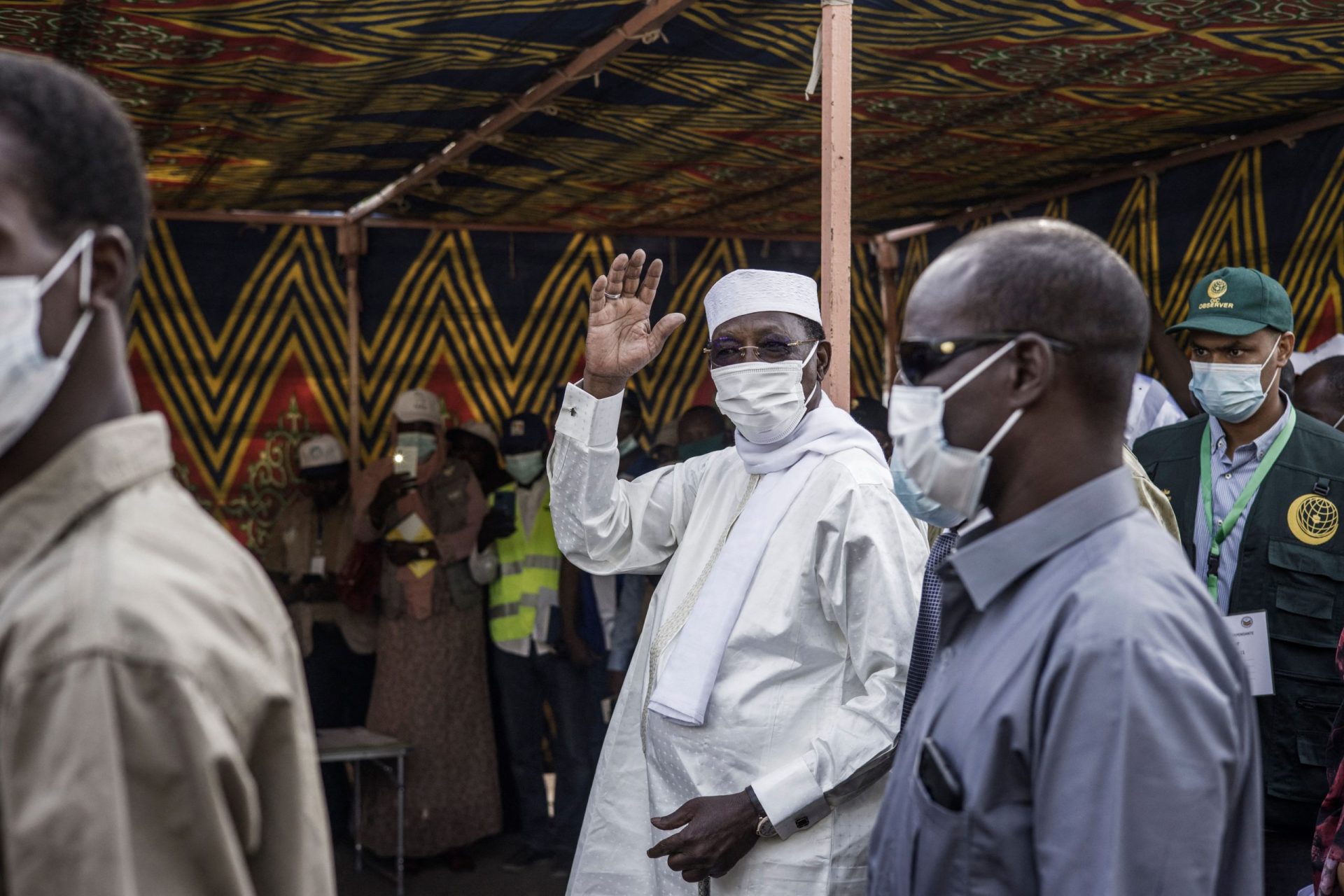 Idriss Déby, Presidente do Chade, morre durante visita às tropas