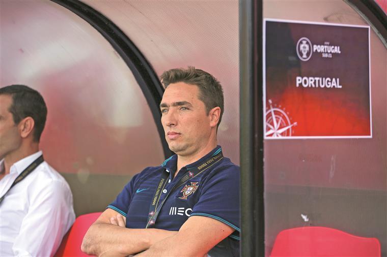 Romário Baró no lugar de Pedro Gonçalves. Rui Jorge apresenta os convocados para o Europeu de Sub-21