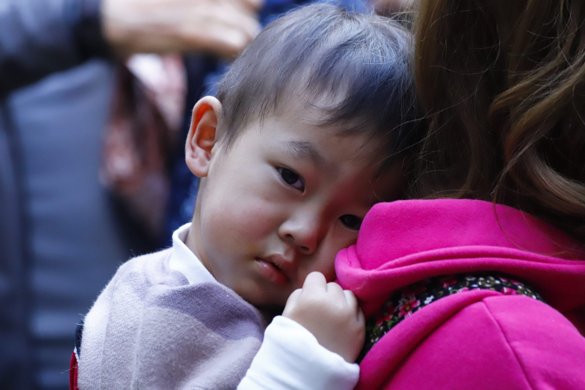 China vai passar a permitir até três filhos por casal