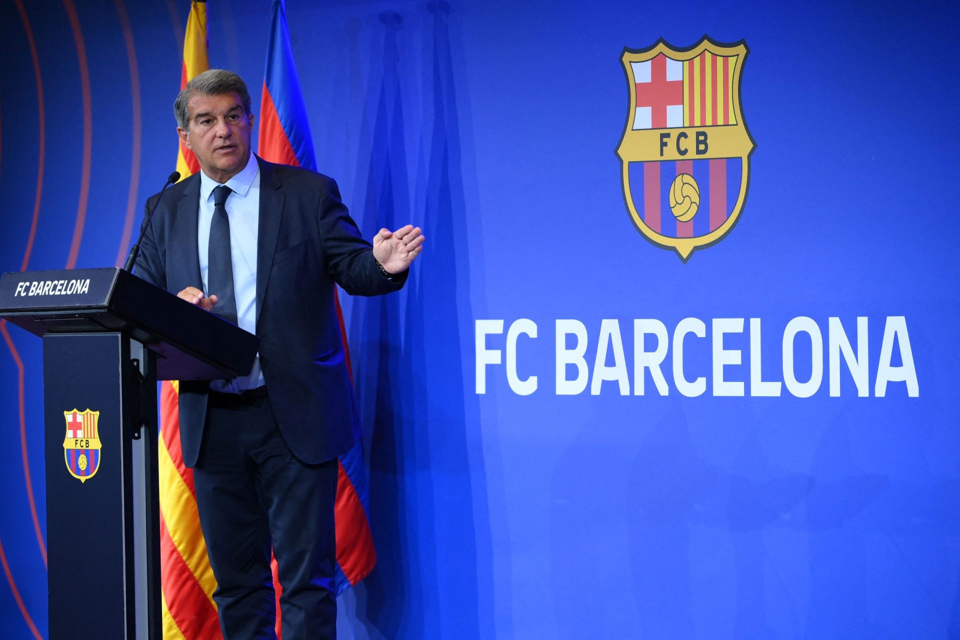 Barcelona vê dívida a crescer para 1,35 mil milhões de euros