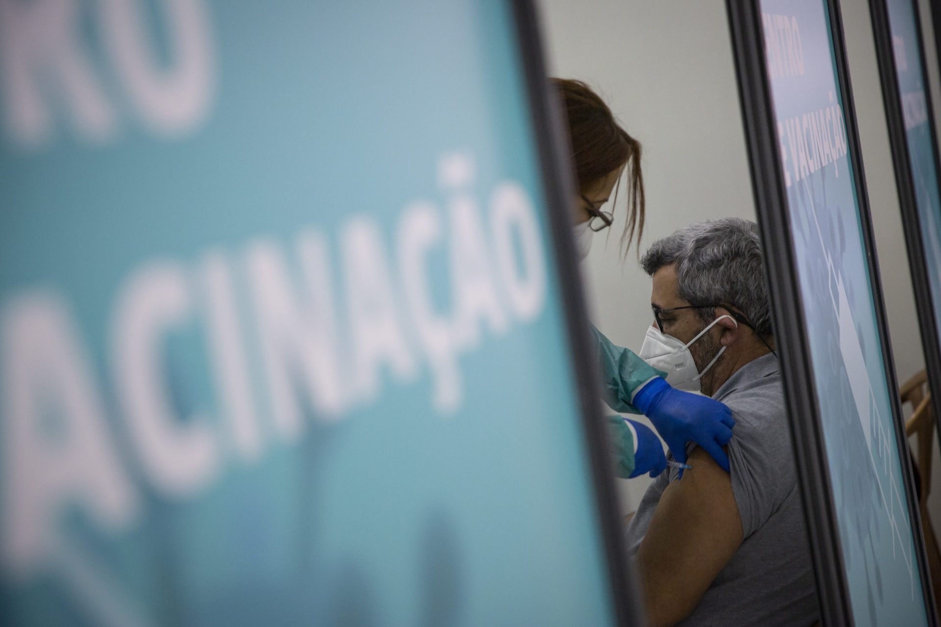Unilabs está à disposição da task-force para reabrir ou fechar centro de vacinação no Queimódromo do Porto