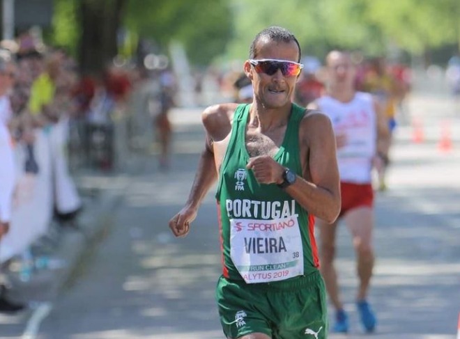 João Vieira conclui prova de 50 quilómetros marcha com a melhor classificação olímpica de sempre