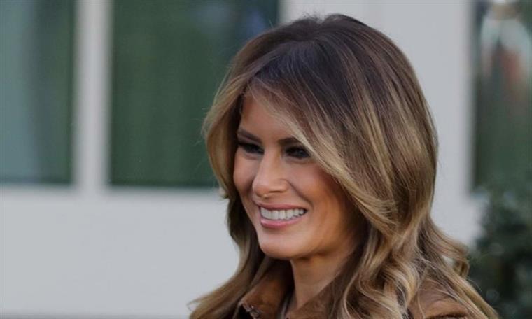 Ex-assessora diz que Melania Trump recusou condenar ataque ao Capitólio e compara-a a Maria Antonieta