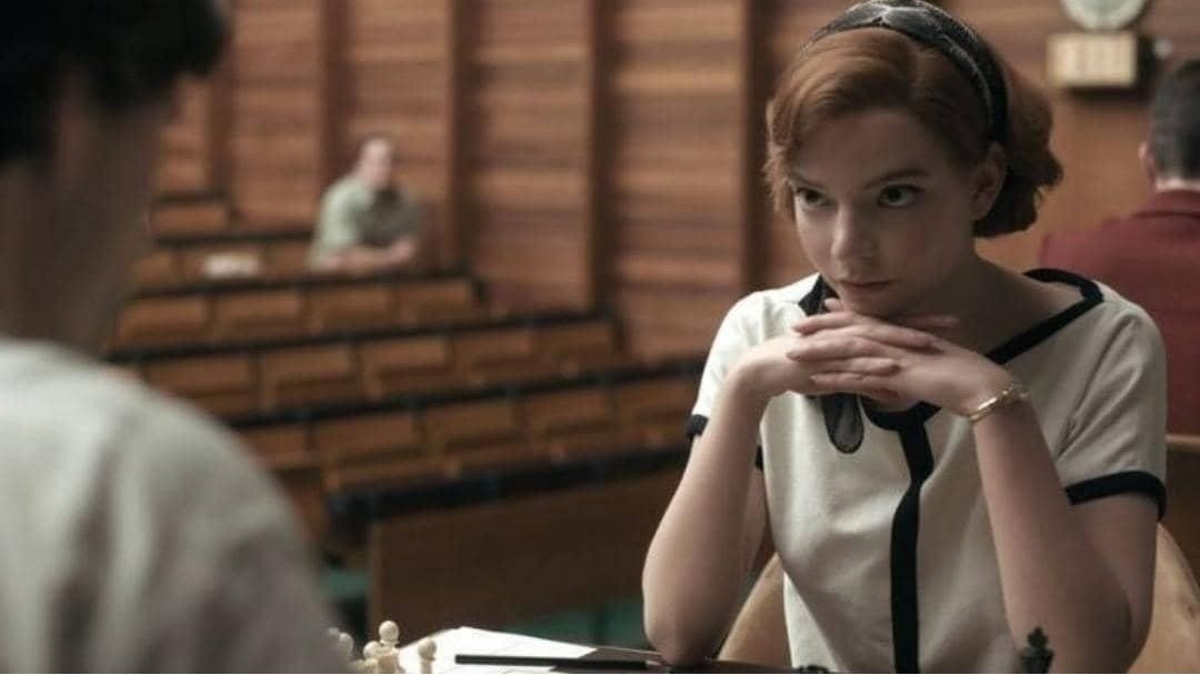 “Mentiu descarada e deliberadamente”. Netflix processada por frase dita em ‘O Gambito da Rainha’