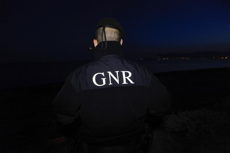 GNR recupera viatura furtada em armazém decidado ao desmantelamento de veículos