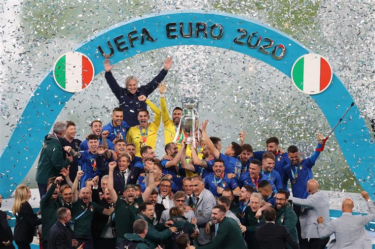 Itália e Argentina vão-se enfrentar em jogo de vencedores da UEFA e da CONMEBOL