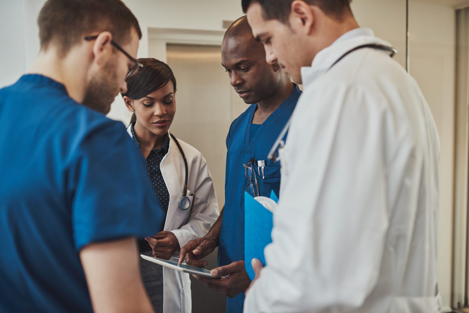 Mais três cursos de Medicina