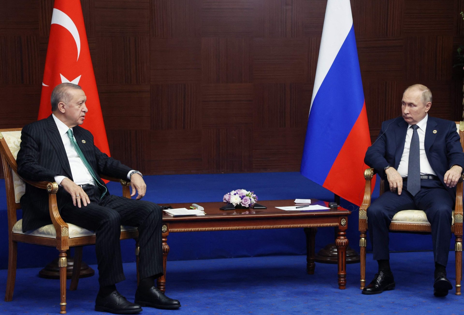 &#8220;Rota mais fiável&#8221;. Putin propõe a Erdogan construção de centro de distribuição de gás russo na Turquia