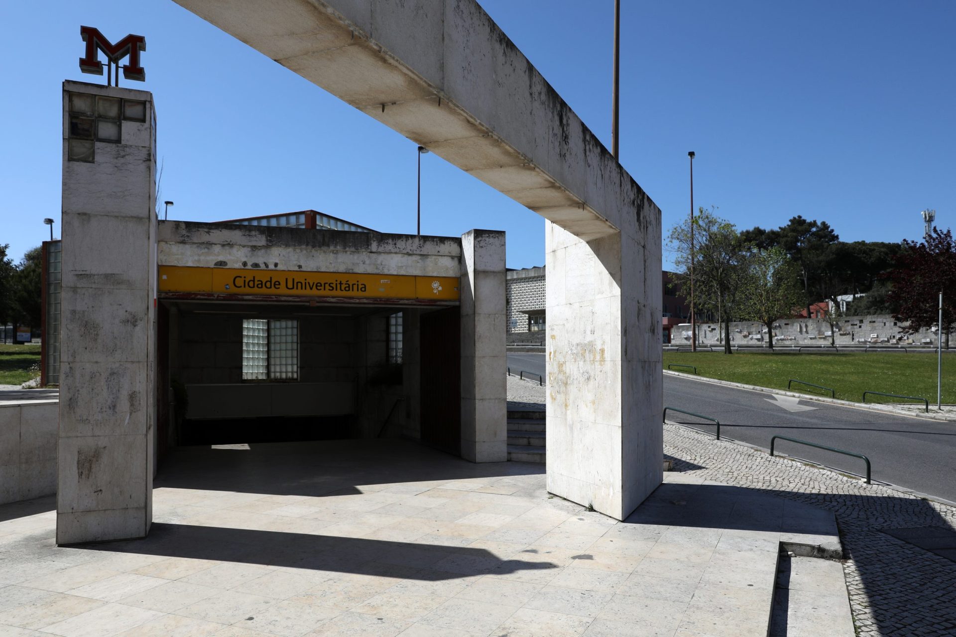 Estação Cidade Universitária vai estar fechada durante sete dias