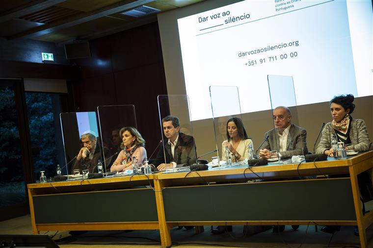 Igreja Católica. Primeiro dia de recolha de denúncias com cerca de 50 testemunhos