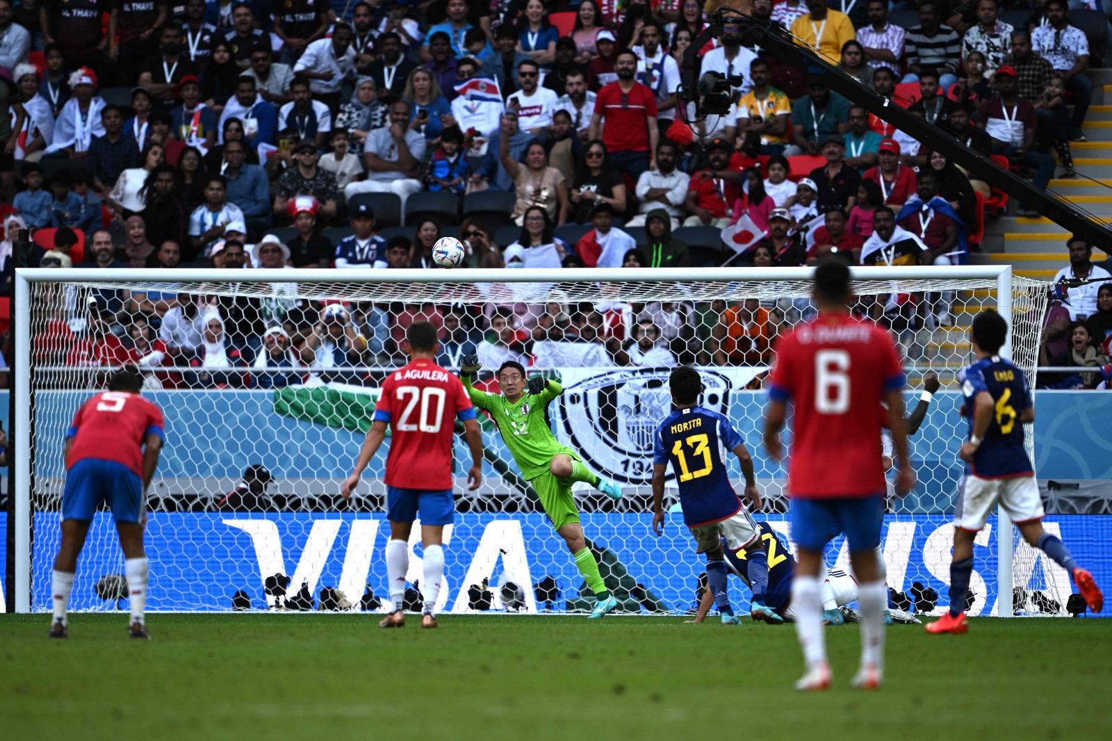 Costa Rica vence Japão e sonha com oitavos de final