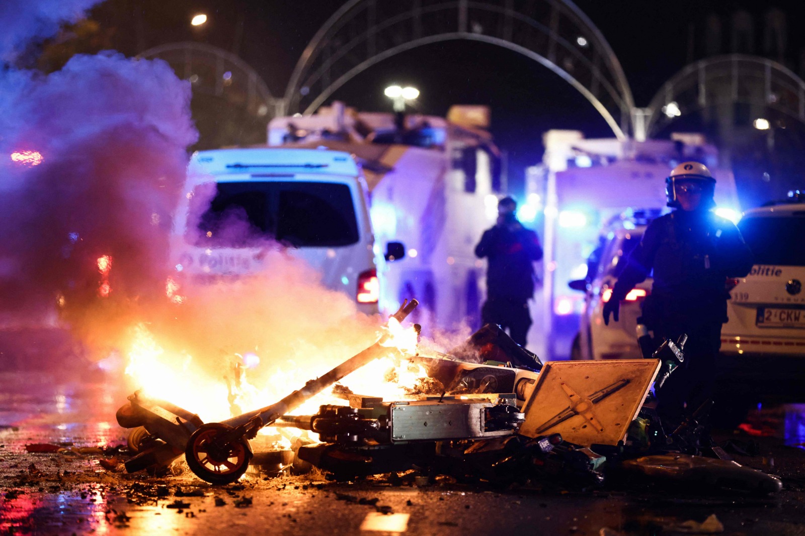 Confrontos em Bruxelas após derrota da Bélgica no Mundial