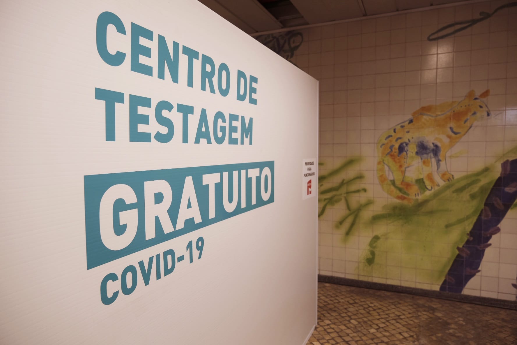 Novos postos de testagem gratuita à covid-19 em três estações do Metro de Lisboa