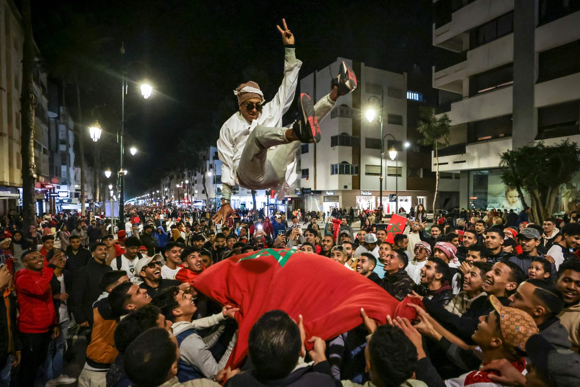 Marrocos histórico é a primeira seleção africana a chegar às meias-finais de um campeonato do mundo